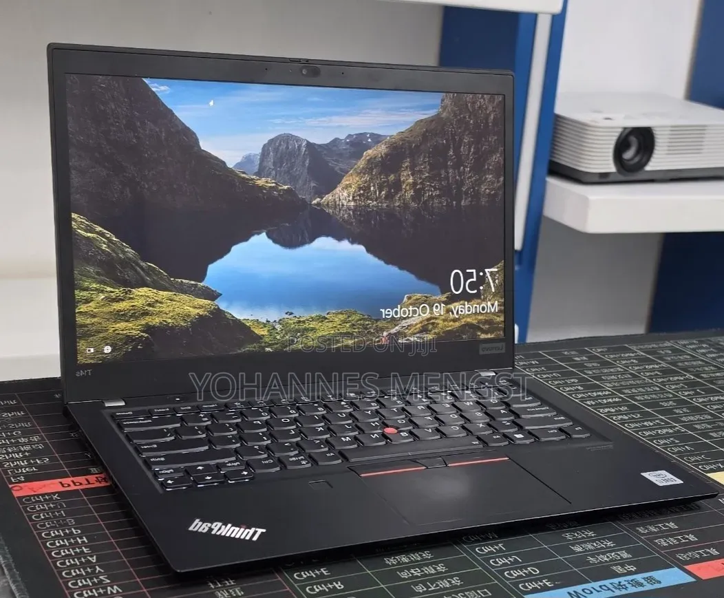 New Laptop Lenovo ThinkPad T14 16GB Intel Core i7 SSD 512GB