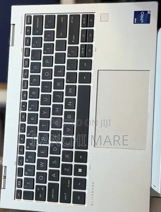 New Laptop HP EliteBook x360 1030 G8 16GB Intel Core i7 SSD 512GB