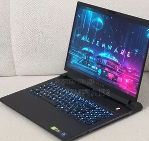 New Laptop Alienware M18 R2 32GB Intel Core i9 SSD 2T