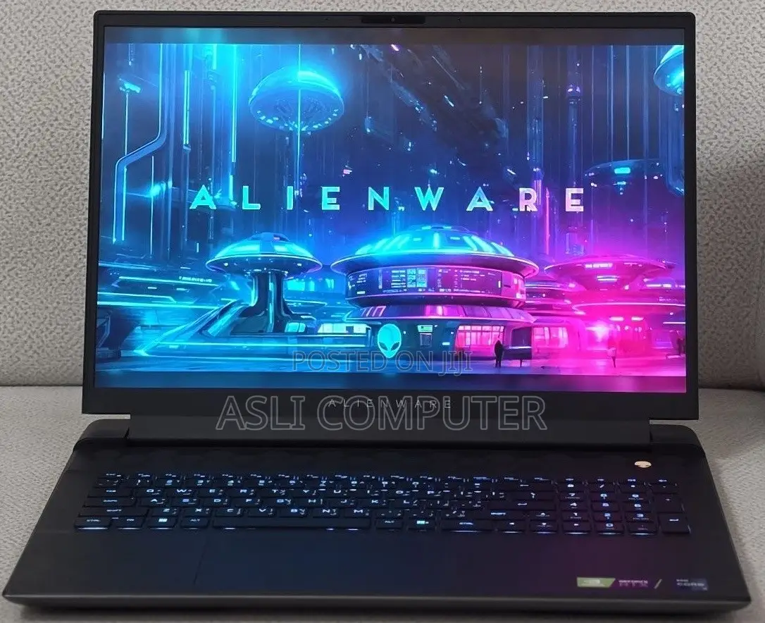 New Laptop Alienware M18 R2 32GB Intel Core i9 SSD 2T