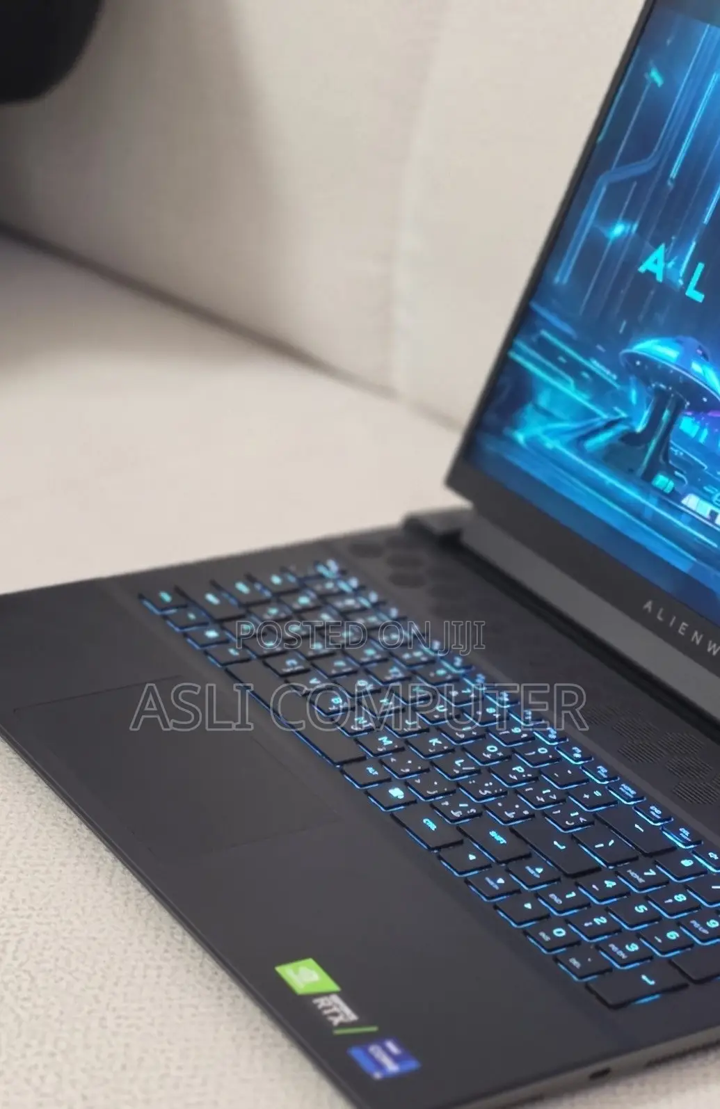 New Laptop Alienware M18 R2 32GB Intel Core i9 SSD 2T