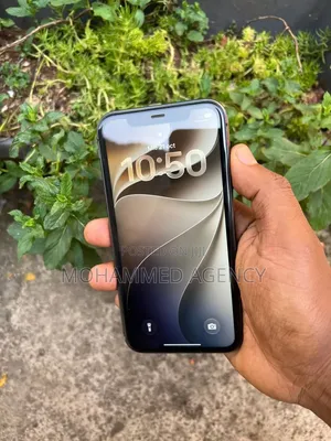 New Apple iPhone 11 64 GB Black