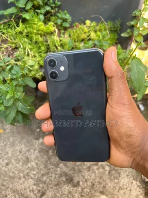 New Apple iPhone 11 64 GB Black