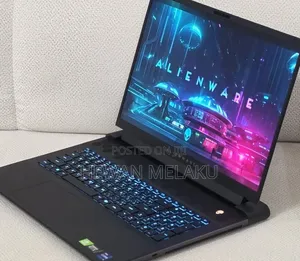 New Laptop Alienware M18 R2 32GB Intel Core i9 SSD 2T