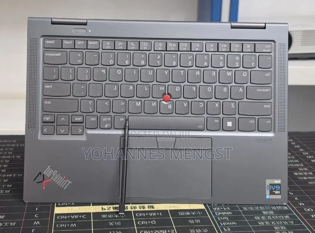 New Laptop Lenovo ThinkPad X1 Yoga 16GB Intel Core i5 SSD 512GB