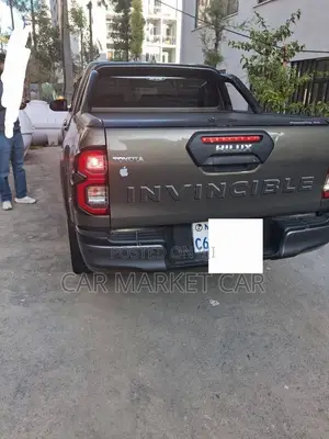 Toyota Hilux Revo Double Cab Deisel 2.8 AWD 2022 Gray