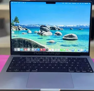 New Laptop Apple MacBook Pro 2019 8GB Intel Core i5 SSD 128GB