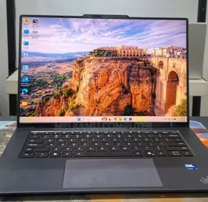 New Laptop Lenovo ThinkPad 13 32GB Intel Core Ultra 7 SSD 1T
