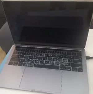 New Laptop Apple MacBook Pro 2019 8GB Intel Core i5 SSD 128GB