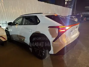 Toyota bZ4X 2023 White