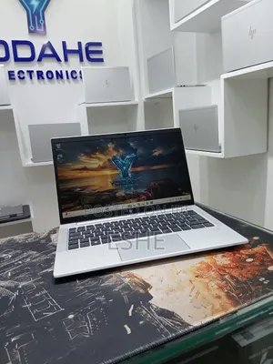 New Laptop HP EliteBook 835 G7 16GB AMD Ryzen 5 SSD 512GB