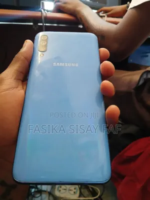 Samsung Galaxy A70 128 GB Blue