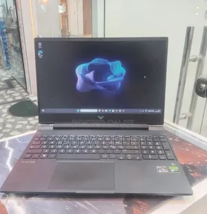 New Laptop HP Victus 16 16GB AMD Ryzen 5 SSD 512GB