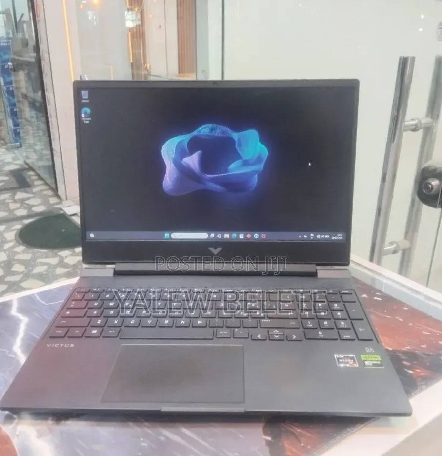New Laptop HP Victus 16 16GB AMD Ryzen 5 SSD 512GB