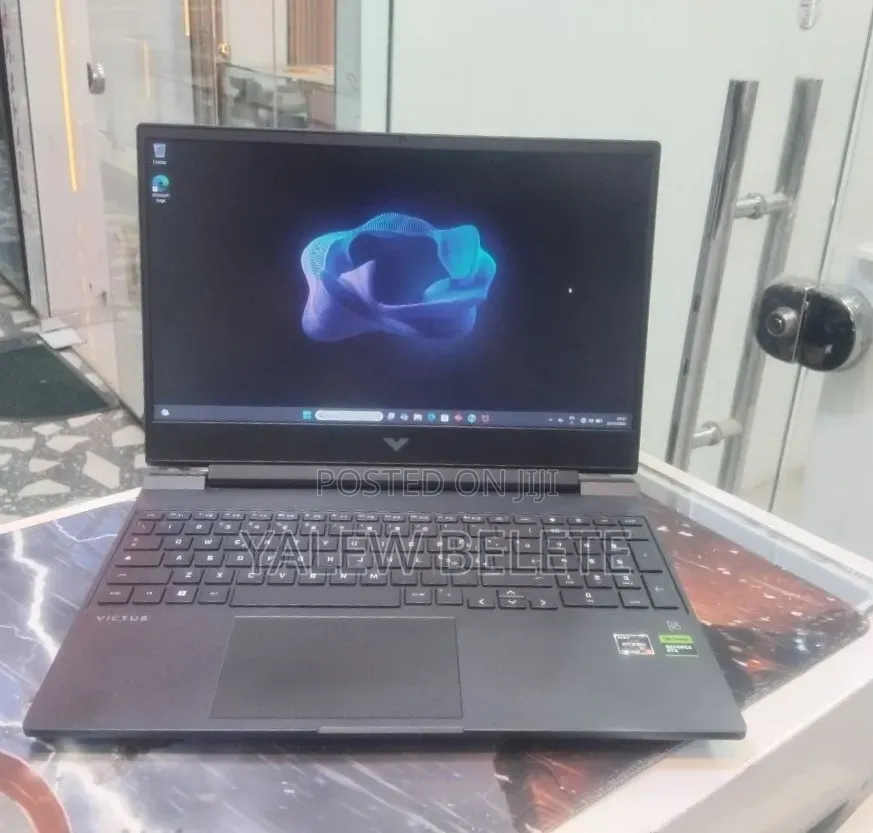 New Laptop HP Victus 16 16GB AMD Ryzen 5 SSD 512GB
