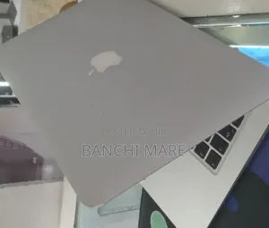 New Laptop Apple MacBook Air 2017 8GB Intel Core i5 SSD 128GB