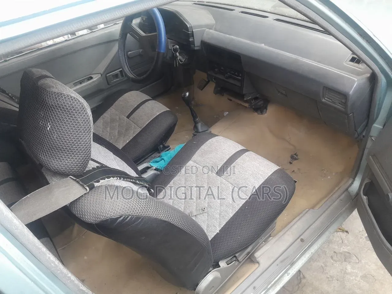 Toyota Corolla Hatchback 1.3 1984 Blue