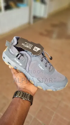 Turf High Master Quality Smooth Shoes for You