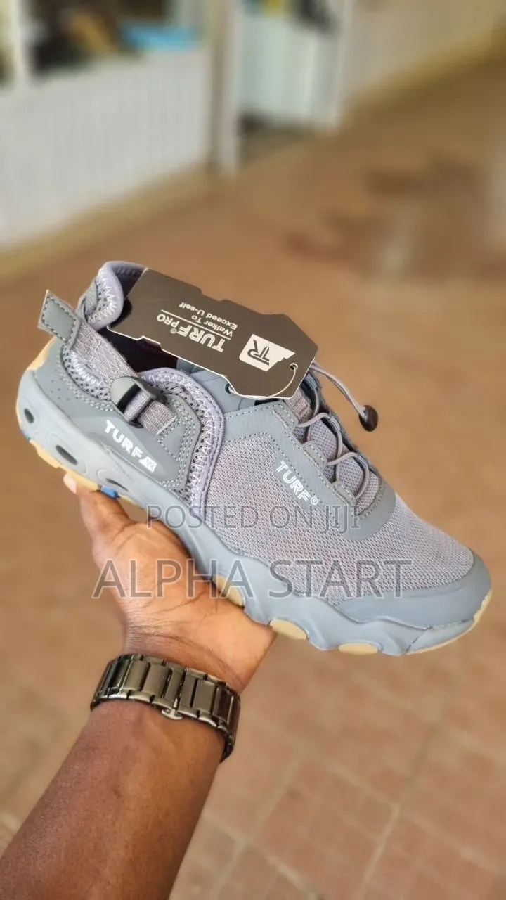 Turf High Master Quality Smooth Shoes for You