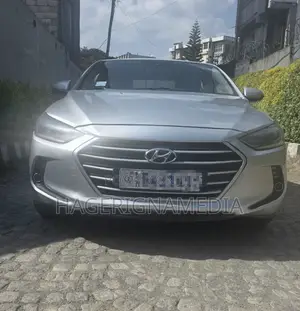 Hyundai Avante 2016 Silver