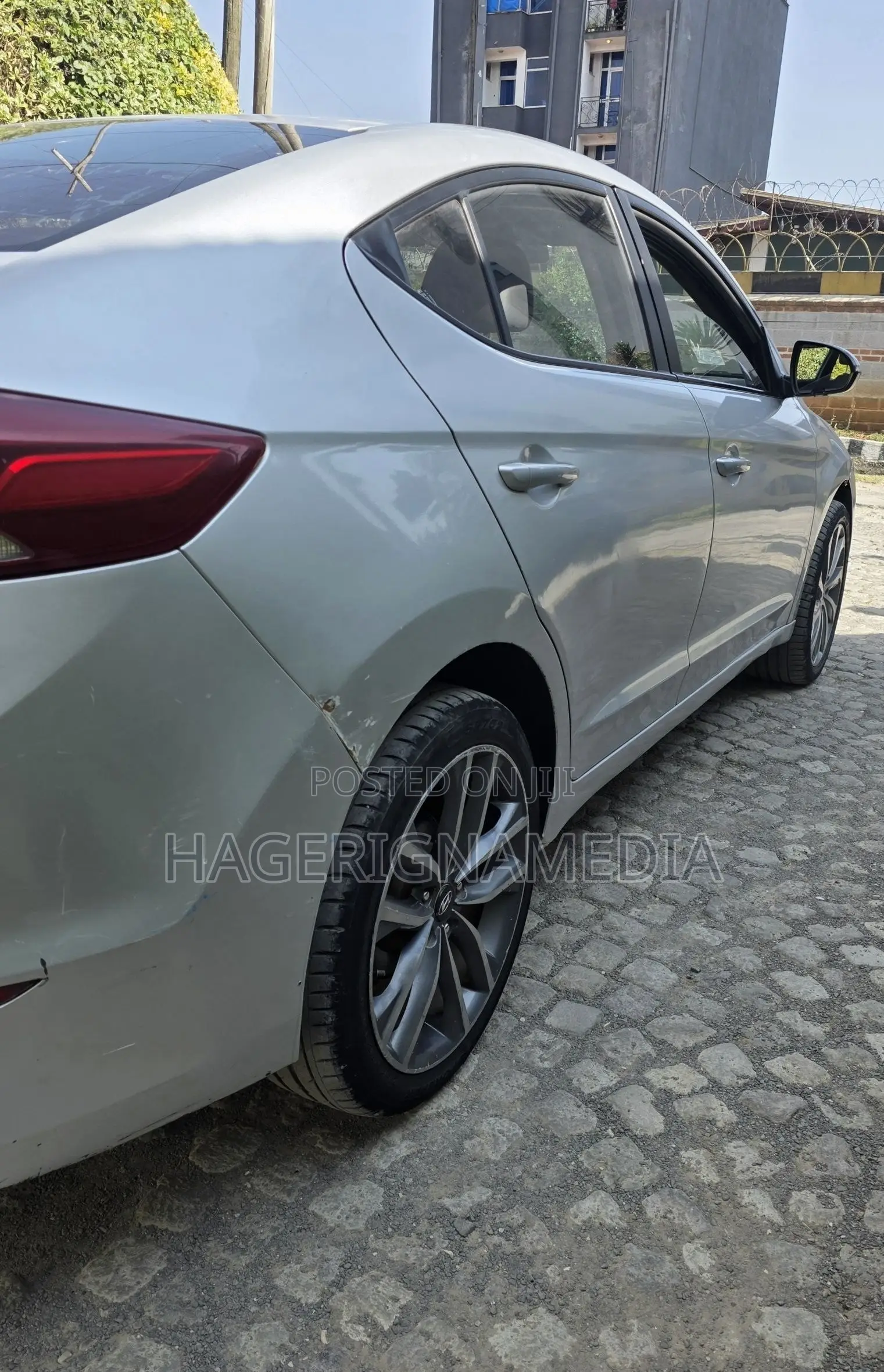 Hyundai Avante 2016 Silver