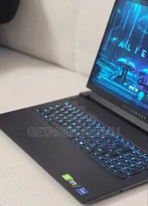 New Laptop Alienware M18X 32GB Intel Core i9 SSD 2T