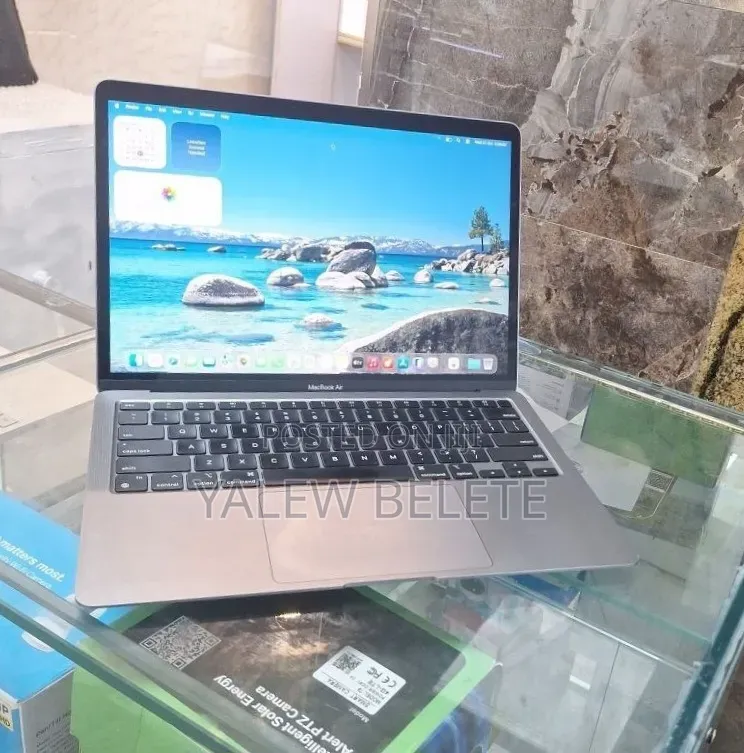 New Laptop Apple MacBook Air 2020 M1 8GB Apple M1 SSD 256GB
