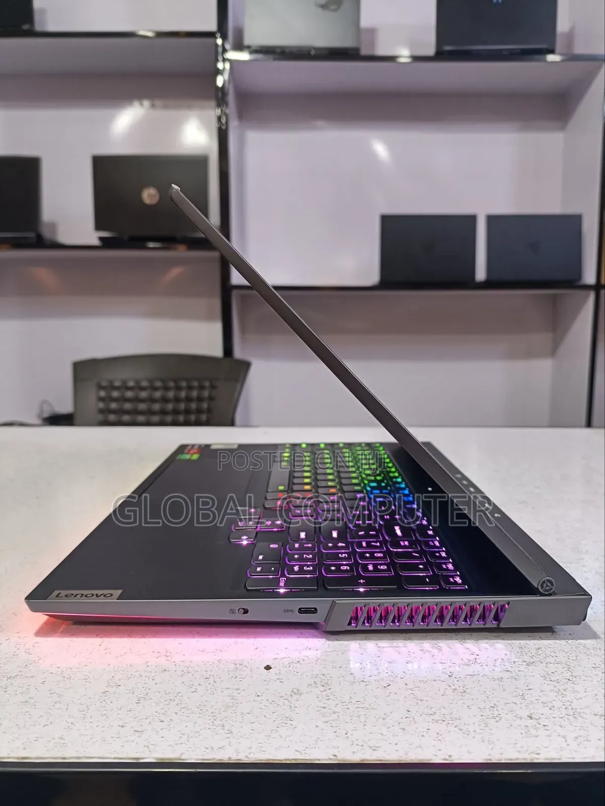 New Laptop Lenovo Legion 9 32GB AMD Ryzen 9 SSD 32GB