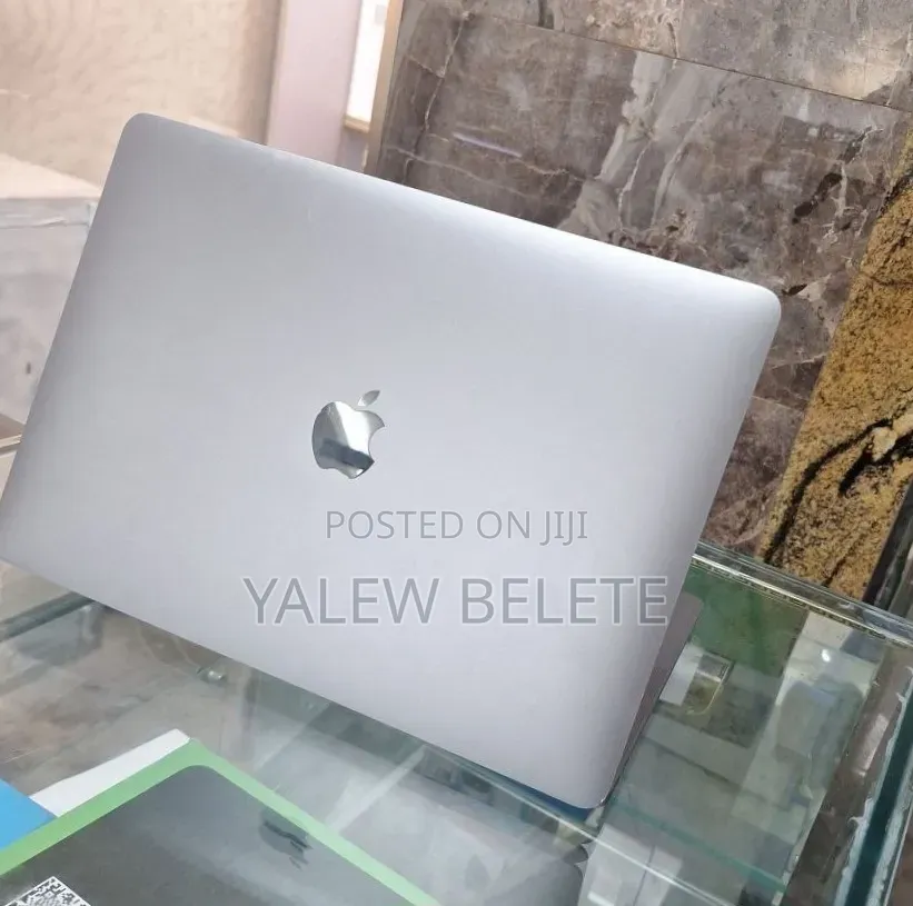 New Laptop Apple MacBook Air 2020 M1 8GB Apple M1 SSD 256GB