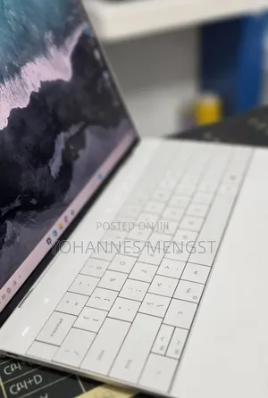 New Laptop Dell XPS 13 16GB Intel Core i7 SSD 512GB