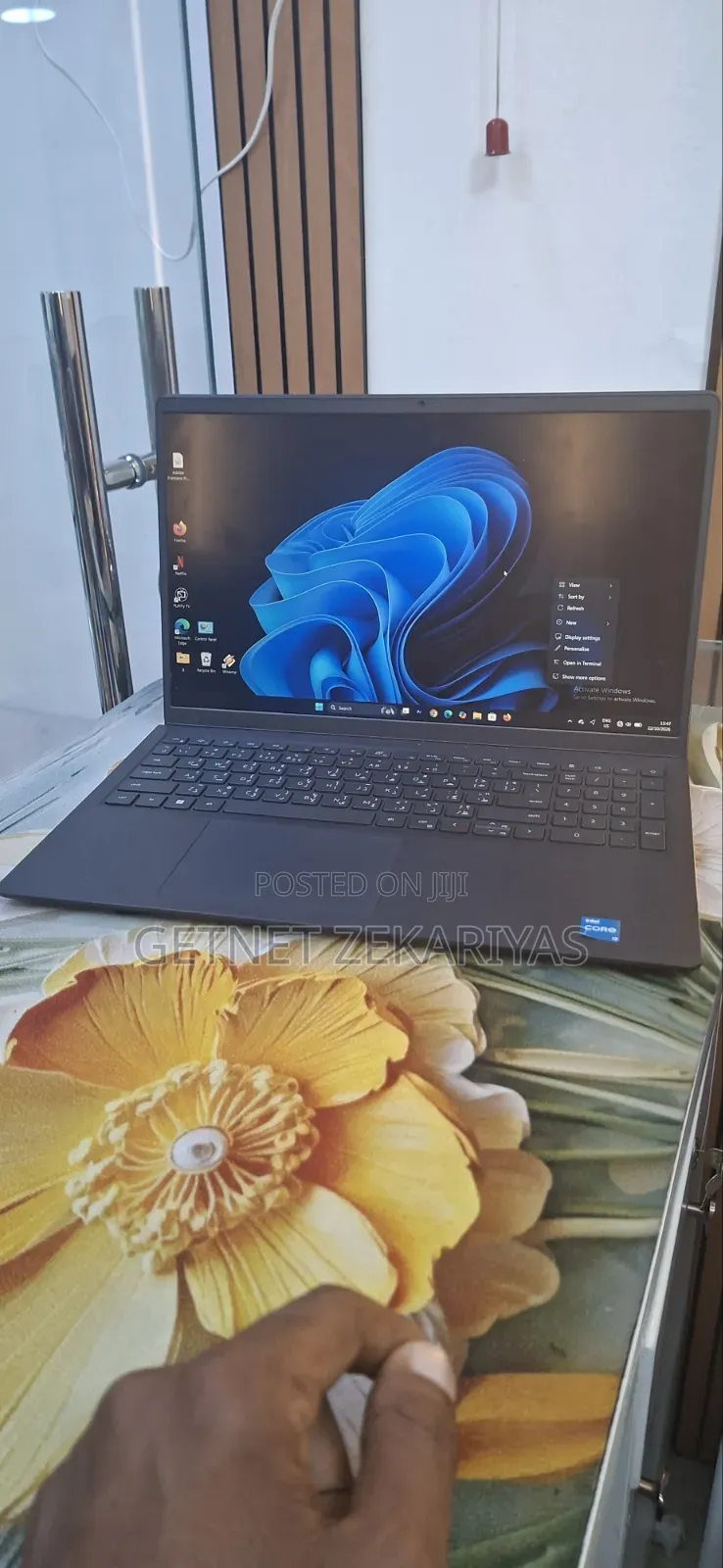 New Laptop Dell Vostro 3520 8GB Intel Core i3 SSD 512GB