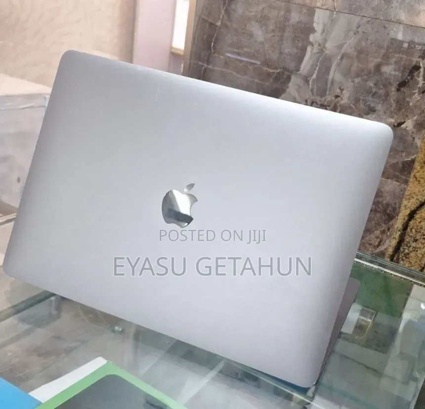 New Laptop Apple MacBook Air 2020 M1 8GB Apple M1 SSD 256GB