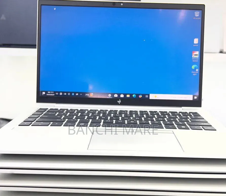 New Laptop HP EliteBook 840 G8 16GB Intel Core i7 SSD 512GB