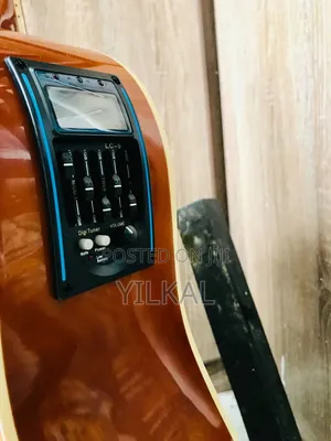 Yamaha F6000 Guitar!