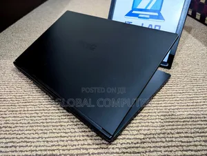 Laptop MSI Katana GF76 16GB Intel Core i7 SSD 512GB
