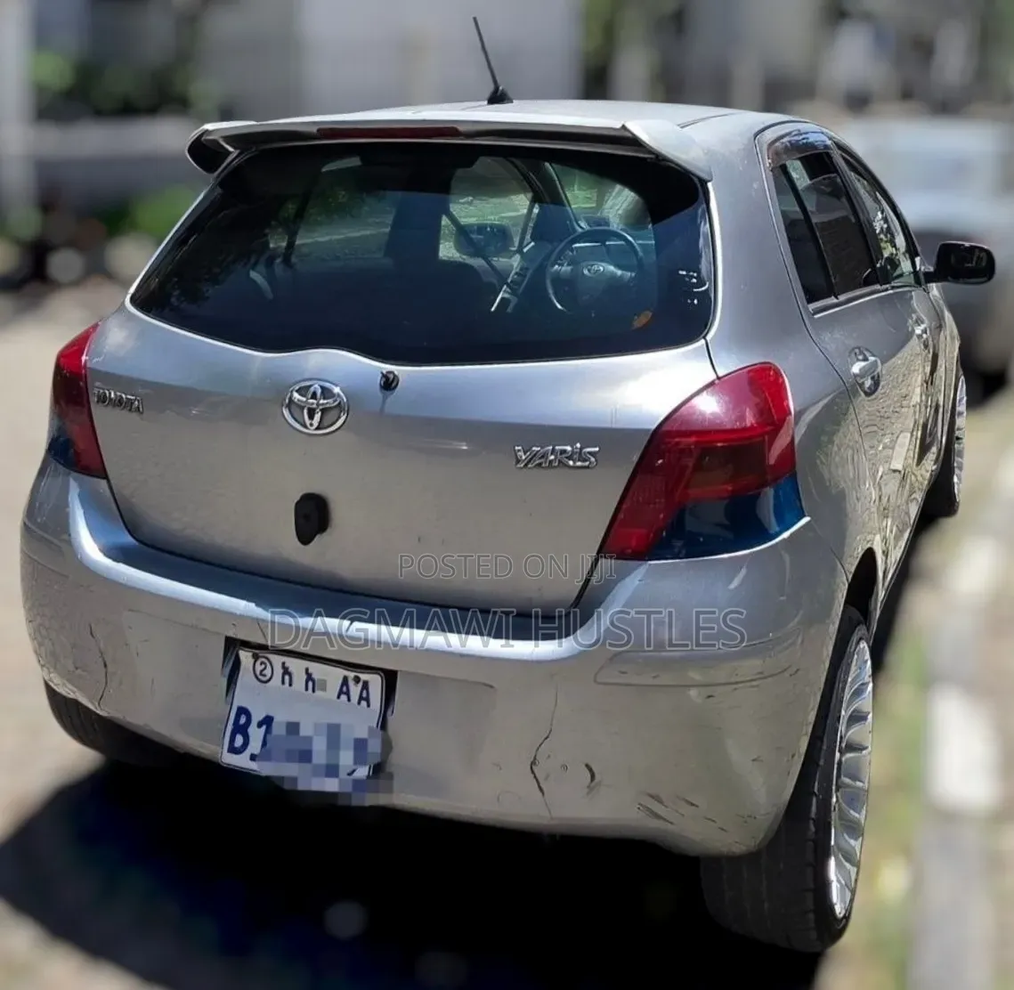 Toyota Yaris 2010 Silver