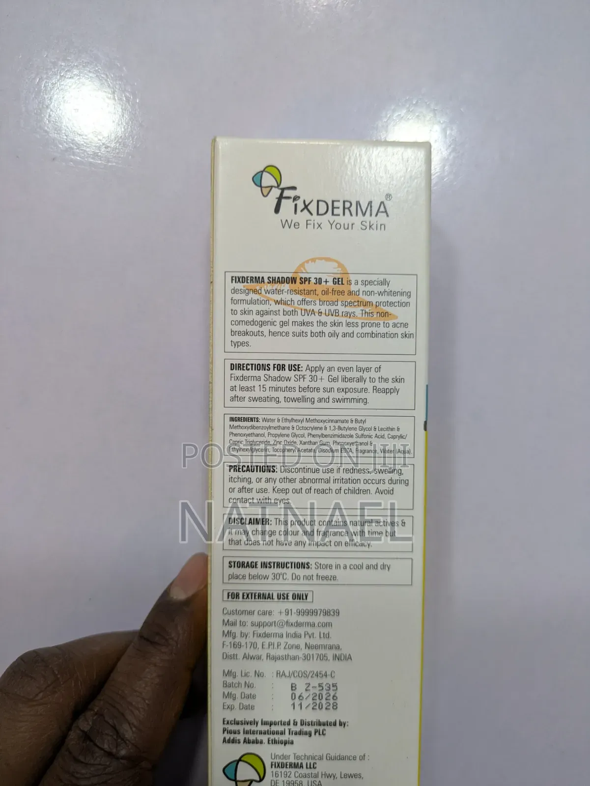 Shows Fixderma Shadow SPF 30+ Gel Sunscreen Boxes