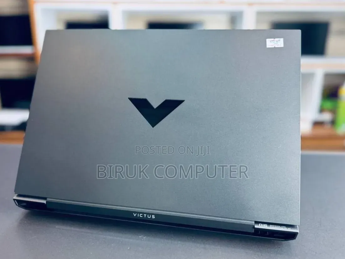 New Laptop HP Victus 16 16GB Intel Core i7 SSD 512GB