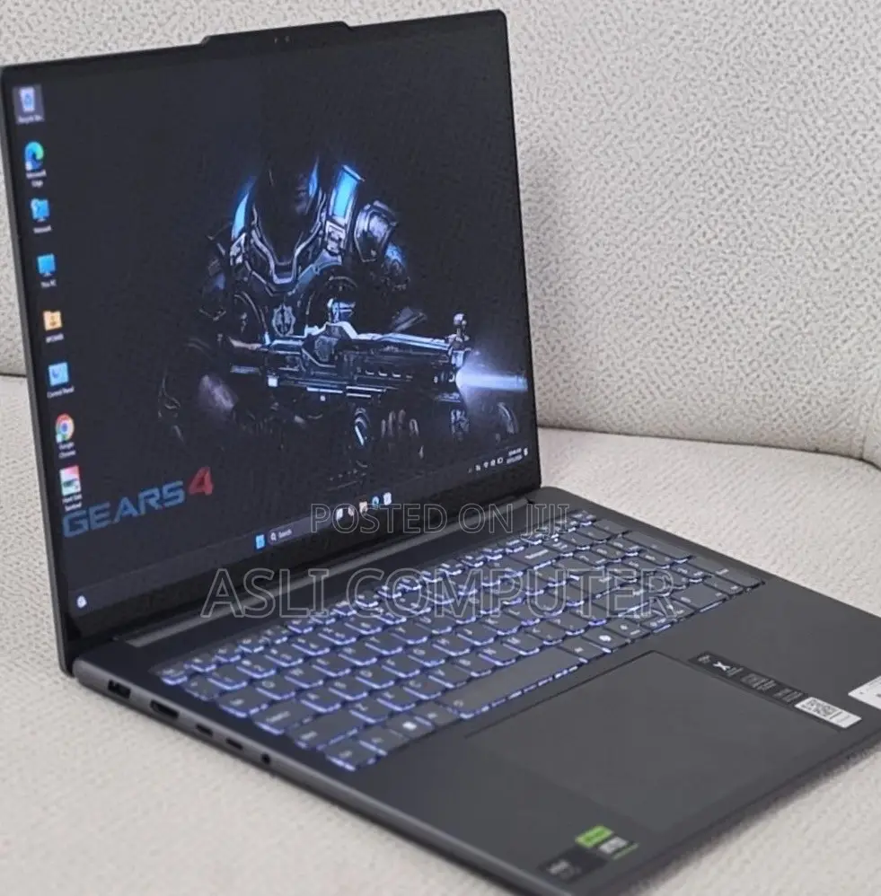 New Lenovo Yoga Pro 9i Aura Edition 32GB Intel Core Ultra 9 SSD 1T