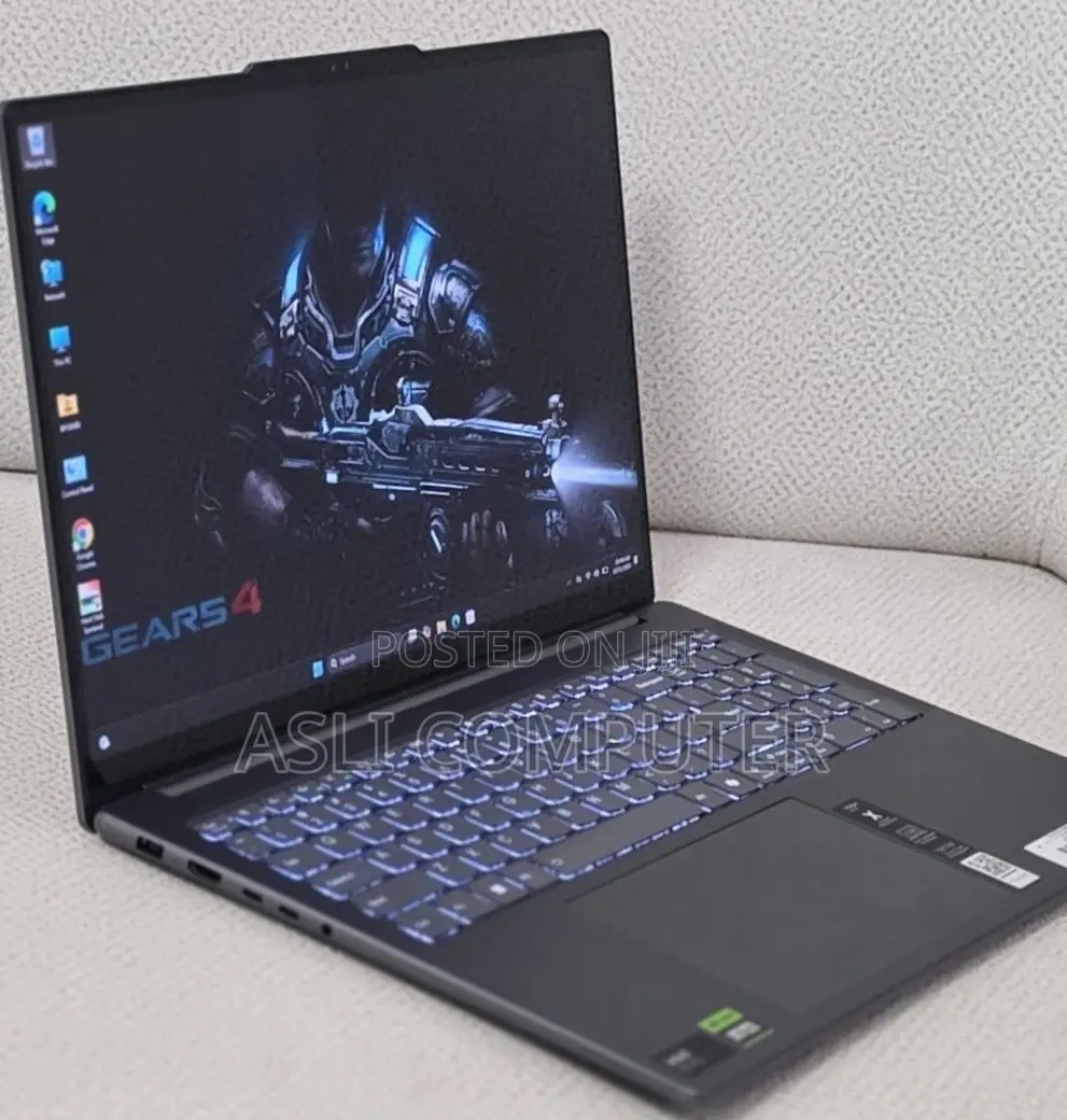 New Lenovo Yoga Pro 9i Aura Edition 32GB Intel Core Ultra 9 SSD 1T