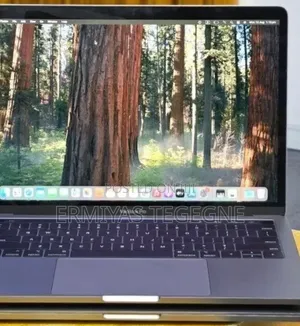 New Laptop Apple MacBook 16GB Intel Core i5 SSD 512GB