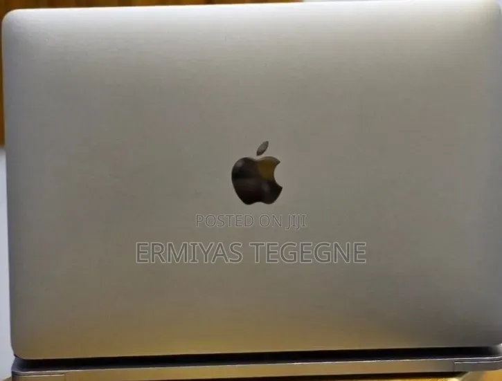 New Laptop Apple MacBook 16GB Intel Core i5 SSD 512GB