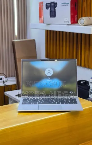 New Laptop HP EliteBook 830 16GB Intel Core i5 SSD 512GB