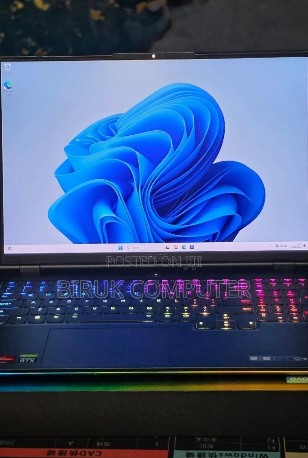 New Laptop Lenovo Legion 9 32GB AMD Ryzen 9 SSD 1T