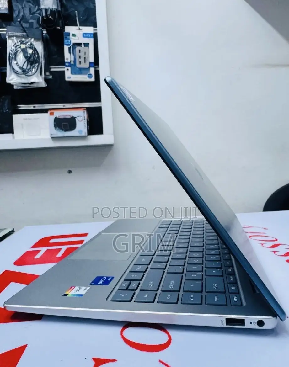 New Laptop HP Stream Notebook 16GB Intel Core i5 SSD 512GB