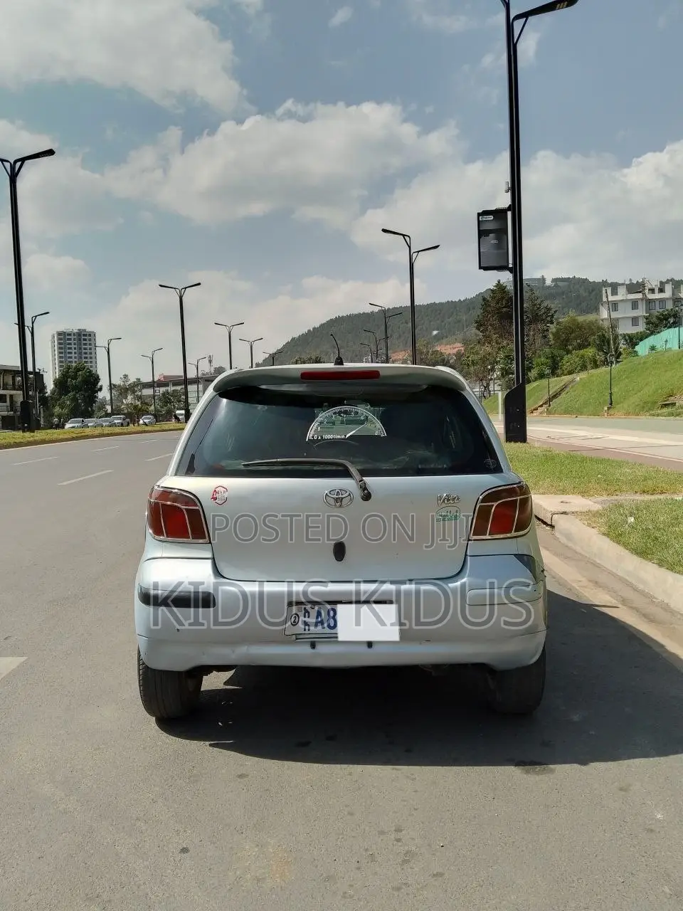 Toyota Vitz 2004