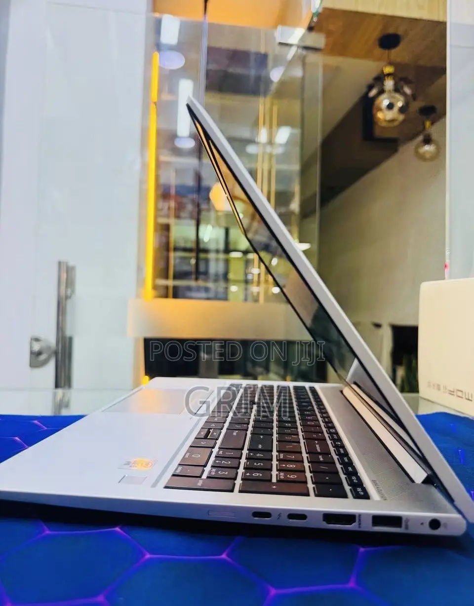 New Laptop HP EliteBook 840 16GB Intel Core i5 SSD 512GB