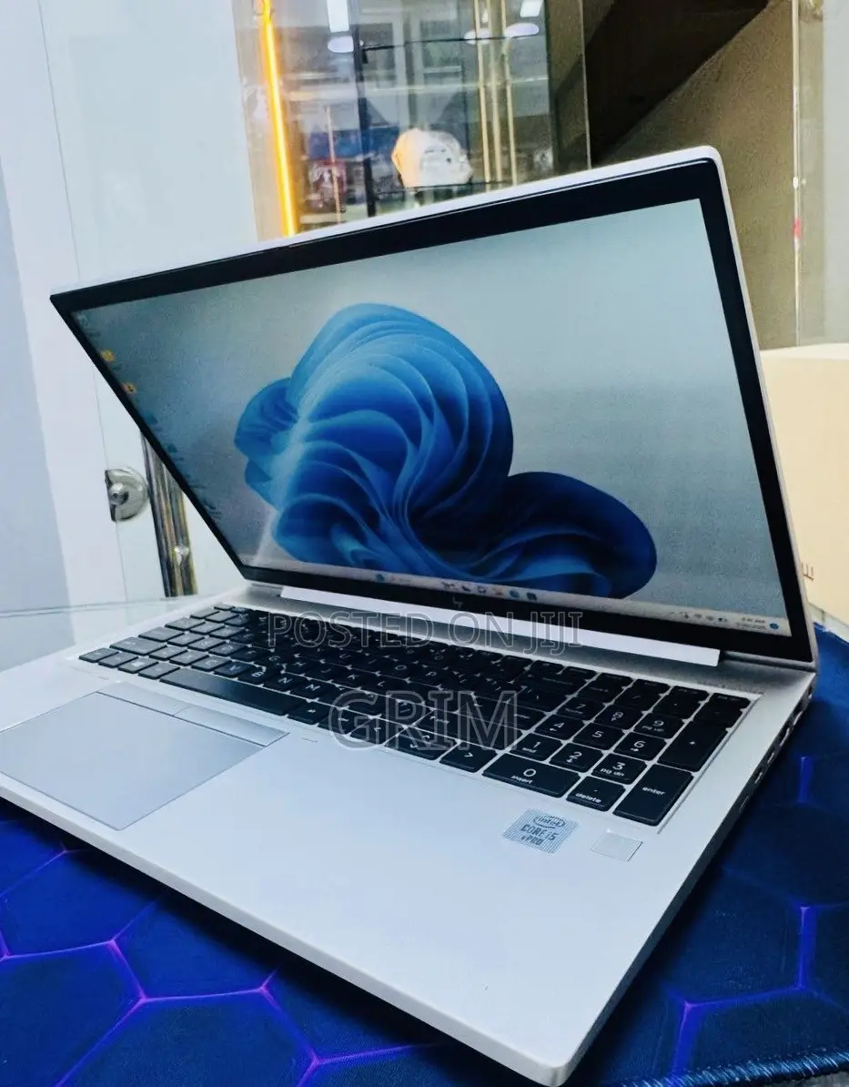 New Laptop HP EliteBook 840 16GB Intel Core i5 SSD 512GB