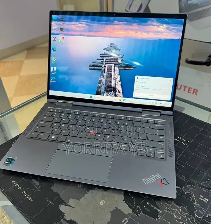 New Laptop Lenovo ThinkPad X1 Yoga Gen 8 16GB Intel Core i7 SSD 512GB