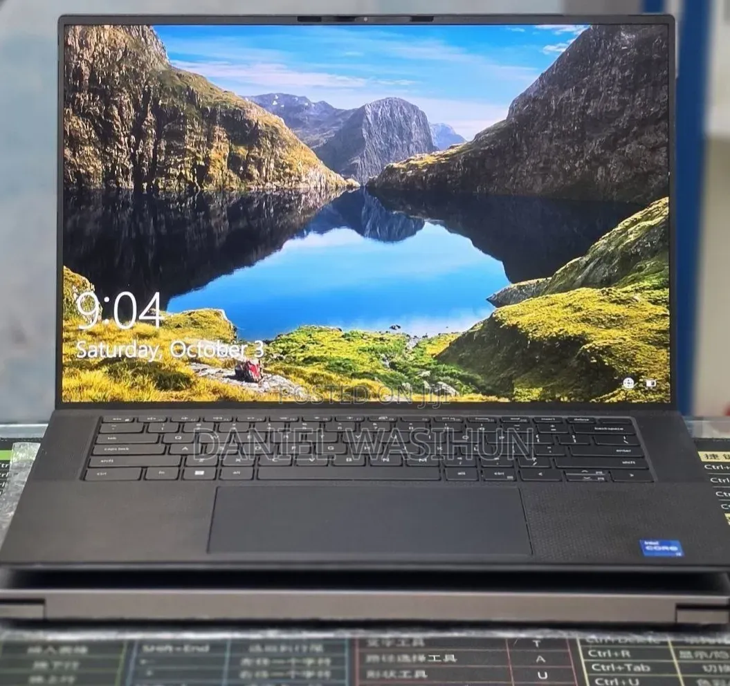 New Laptop Dell Precision 5570 16GB Intel Core i7 SSD 512GB
